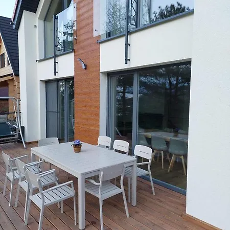 Dom Nad Jeziorem Gaja House Holiday home *