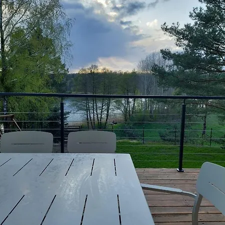 Holiday home Dom Nad Jeziorem Gaja House *