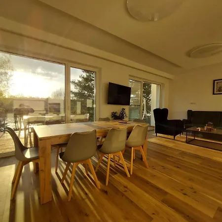 Holiday home Dom Nad Jeziorem Gaja House *