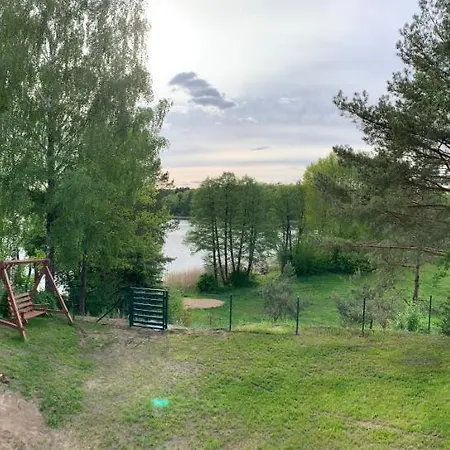 Dom Nad Jeziorem Gaja House Holiday home Jadamowo