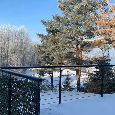Dom Nad Jeziorem Gaja House * Jadamowo