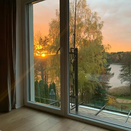Holiday home Dom Nad Jeziorem Gaja House